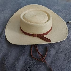 Beautiful Hat Size 8 , Leather ties and Band.  Very well made